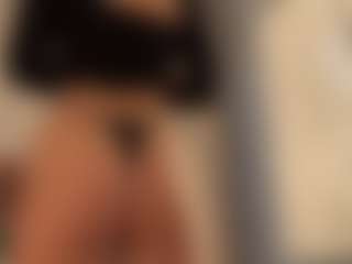 Mia-Nostalgia's Live Sex Cam Show
