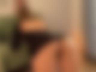 Mia-Nostalgia's Live Sex Cam Show