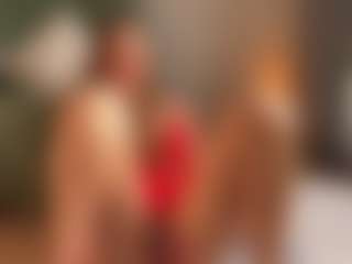 Live cam show with Mia-Nostalgia - Smoker on livesexfox.com