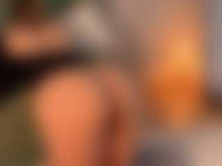 Mia-Nostalgia's Live Sex Cam Show