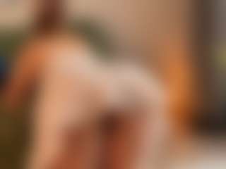 Live cam show with Mia-Nostalgia - Fingering on TeamSkeetLive