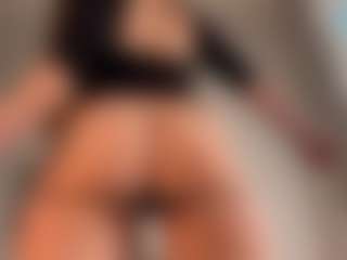 Mia-Nostalgia's Live Sex Cam Show