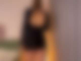 Mia-Nostalgia's Live Sex Cam Show