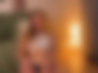 Mia-Nostalgia's Live Sex Cam Show