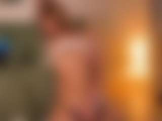 Live cam show with Mia-Nostalgia - Blonde Hair on CamSextacy