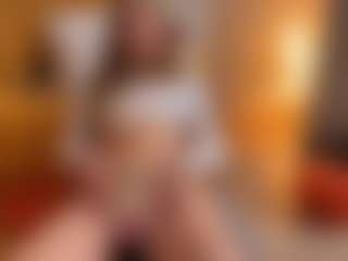 Mia-Nostalgia's Live Sex Cam Show