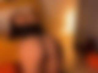 Mia-Nostalgia's Live Sex Cam Show