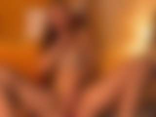 Mia-Nostalgia's Live Sex Cam Show