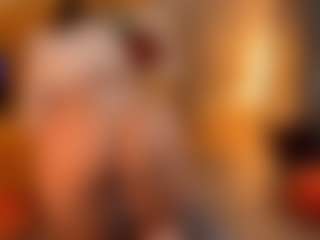 Mia-Nostalgia's Live Sex Cam Show