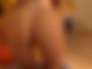Mia-Nostalgia's Live Sex Cam Show