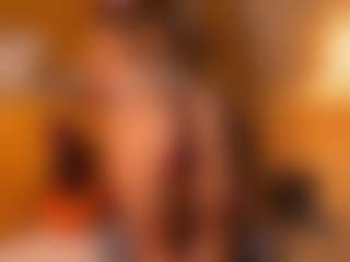 Mia-Nostalgia's Live Sex Cam Show
