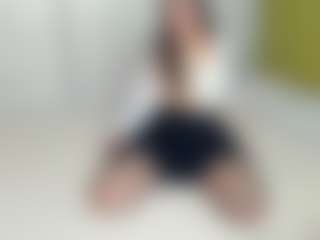 Live cam show with MitziHollaway - Ass Clapping on SpunkLive
