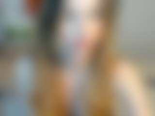Live cam show with Mona-Carterr - Oil on Cam Slut