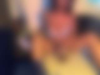 SunniSoles99's Live Sex Cam Show