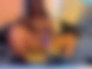 SunniSoles99's Live Sex Cam Show