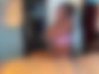 SunniSoles99's Live Sex Cam Show
