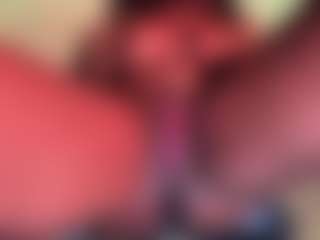 SunniSoles99's Live Sex Cam Show