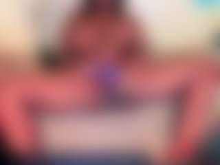 SunniSoles99's Live Sex Cam Show