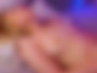 Live cam show with VeronicaBarks - Lingerie on chickslive.net