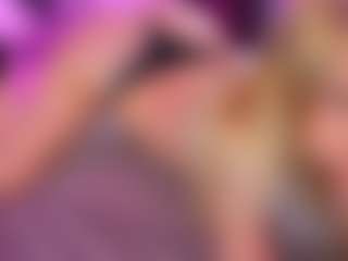 Live cam show with VeronicaBarks - White on SquirtSoMuch | ireland