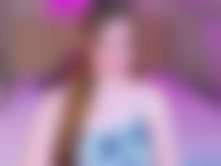 Live cam show with Violeta - Kisses on Dolls Live