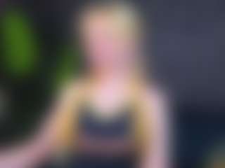 Live cam show with Violeta - Princess on madthumbs