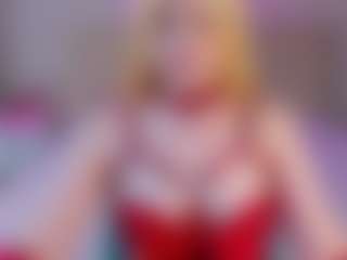 Live cam show with Violeta - Kisses on Livezox