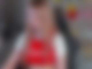 Live cam show with Violeta - Kisses on Mixed Magazine Live