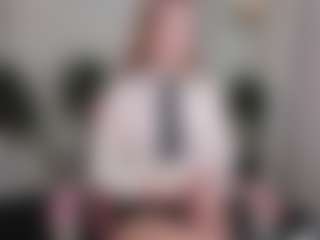 Live cam show with Violeta - Body Massage on Dolls Live