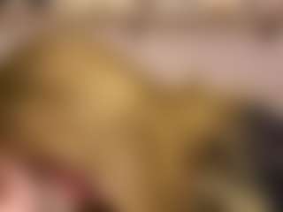 Live cam show with Taya - Worship on SinfulBabes