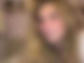 Live cam show with Taya - Longhair on Camsoda