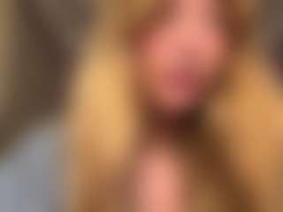 Live cam show with Taya - Sph on AdultVida.com