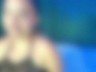 Alana-Petite's Live Sex Cam Show