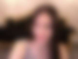 AlesiaDessmond's Live Sex Cam Show