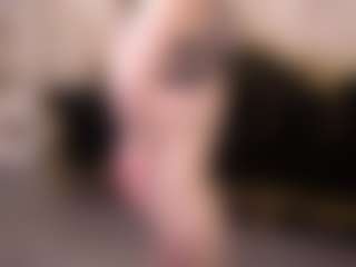AlesiaDessmond's Live Sex Cam Show