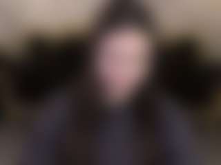 AlesiaDessmond's Live Sex Cam Show