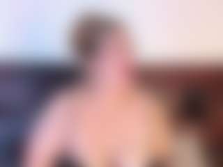 Live cam show with Alinondra-whatson - Toys on Cam Slut