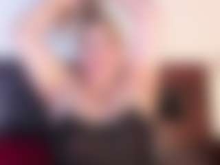 Live cam show with Alinondra-whatson - HD on xDating