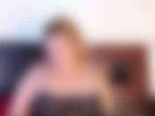 Live cam show with Alinondra-whatson - Strip on Camsoda