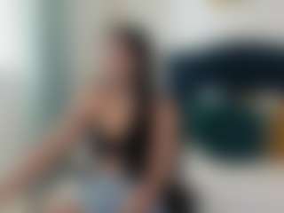 Live cam show with AmberSmitth1 - Smoking on Camming Site