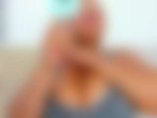 Live cam show with Arika-Brown - Mature on CamClone