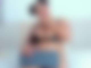 Live cam show with Arika-Brown - Latina MILF on Uber Horny | colombia