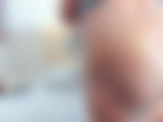 Live cam show with Arika-Brown - Average on livesuperchat.net