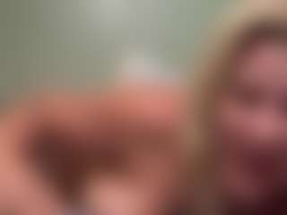 Live cam show with carebear5719 - Strip on Camsoda