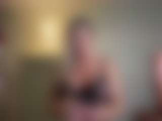 ChrisBimboVixen's Live Sex Cam Show