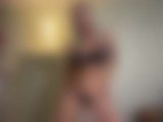 ChrisBimboVixen's Live Sex Cam Show