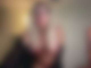 ChrisBimboVixen's Live Sex Cam Show