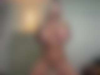 ChrisBimboVixen's Live Sex Cam Show