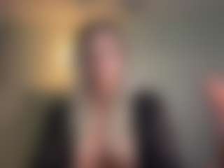 ChrisBimboVixen's Live Sex Cam Show