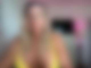 ChrisBimboVixen's Live Sex Cam Show